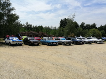Parkplatz im Klosterbru Seemannshausen
Car park at the Klosterbru Seemannshausen
Parking de la brasserie Klosterbru Seemannshausen